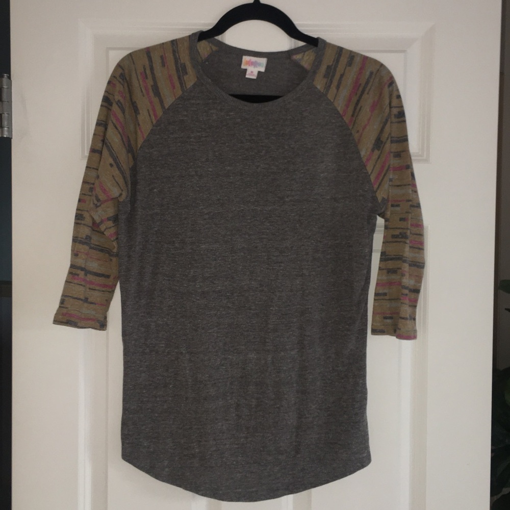 LuLaRoe Randy Tee - Picture 2 of 2